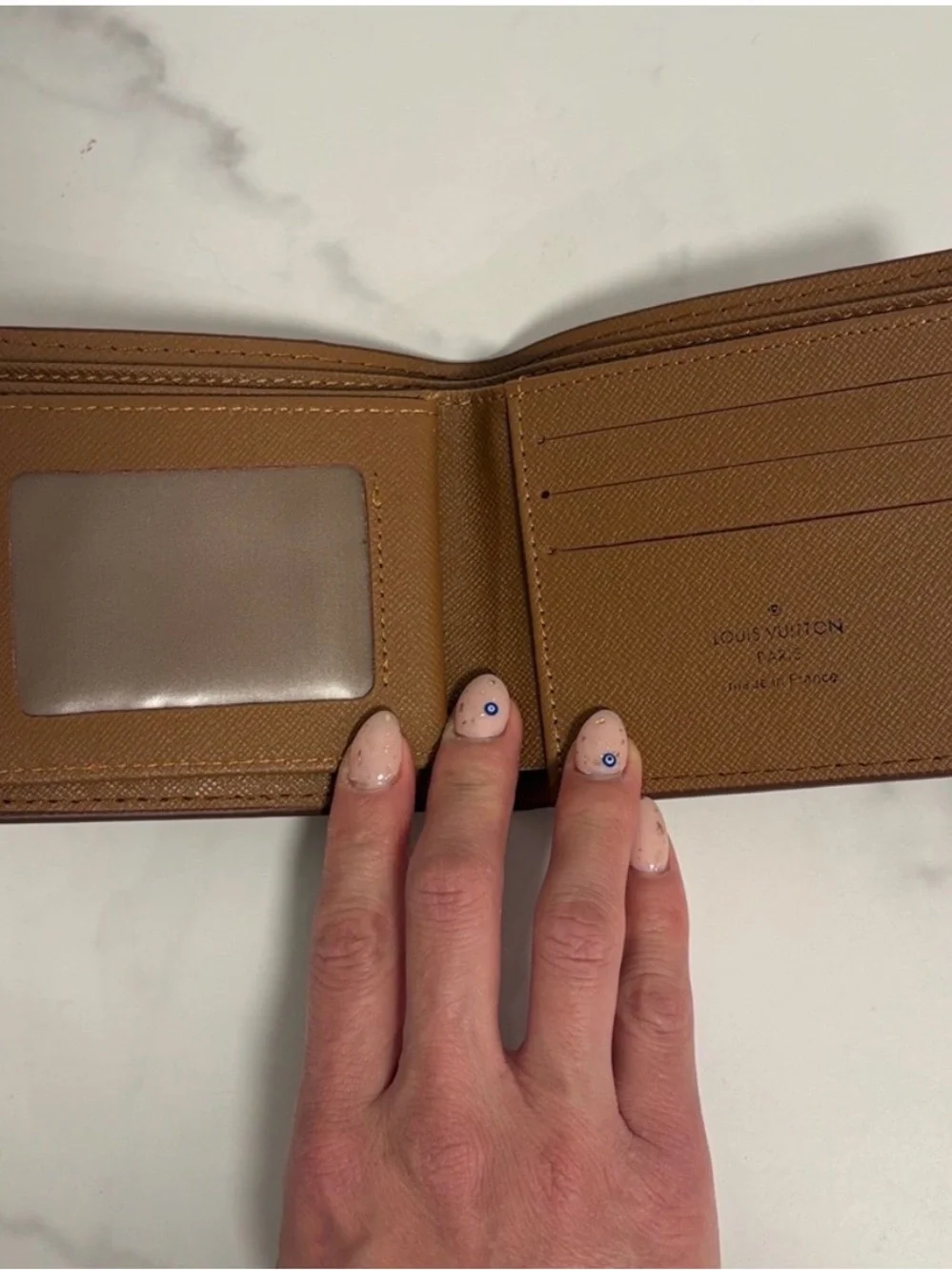Louis Vuitton Monogram Wallet Mens - Picture 2 of 4